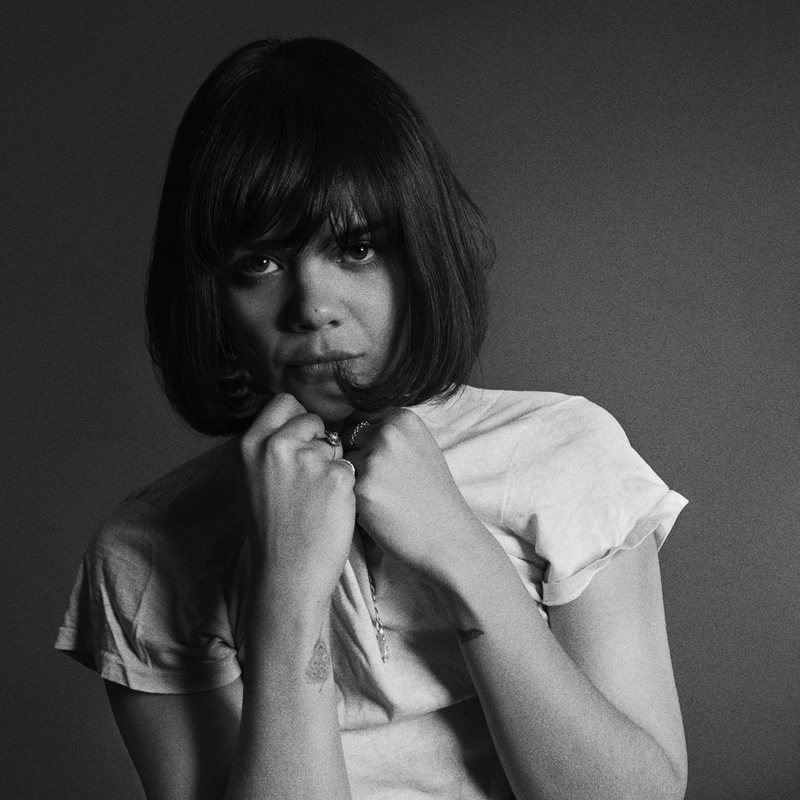 Gig Junkies » Blog Archive » Bat for Lashes Announces New Album and UK